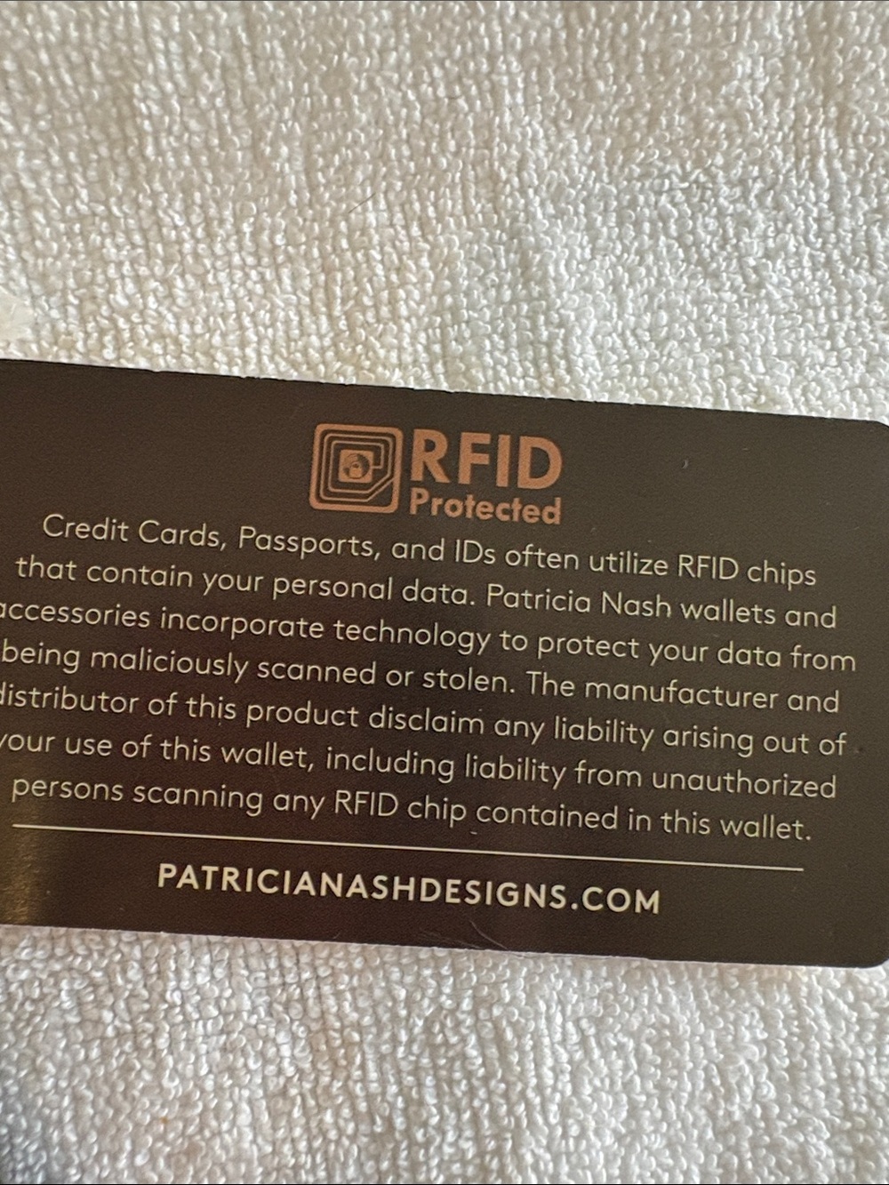Patricia Nash credit card/coin purse - Picture 4 of 8